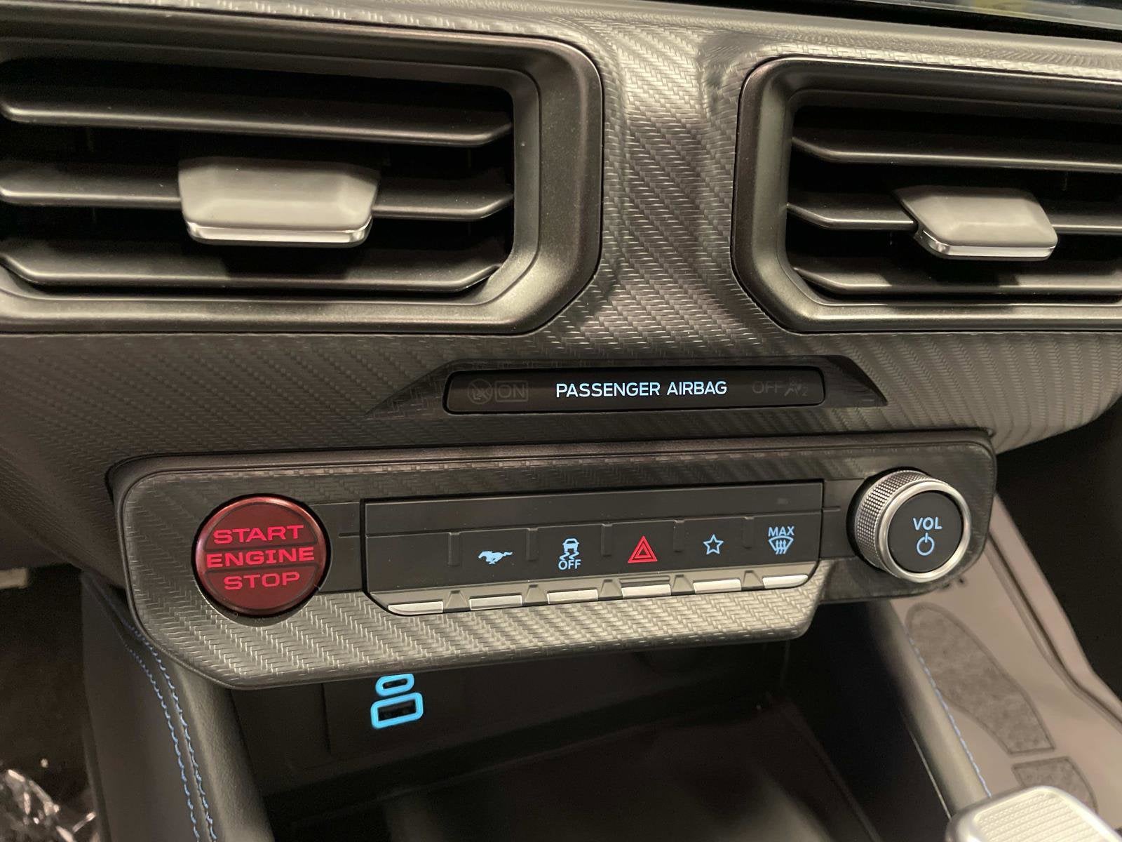 2026 Ford Mustang Dark Horse