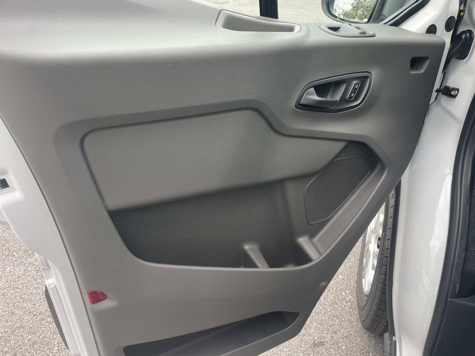 2026 Ford Transit Passenger Wagon Passenger Van XL