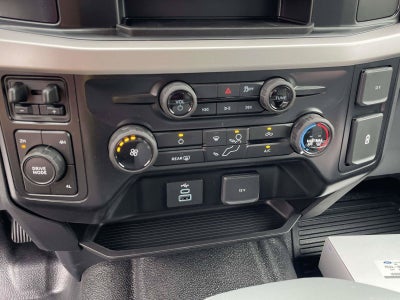 2027 Ford Super Duty F-450 DRW F-450® XL