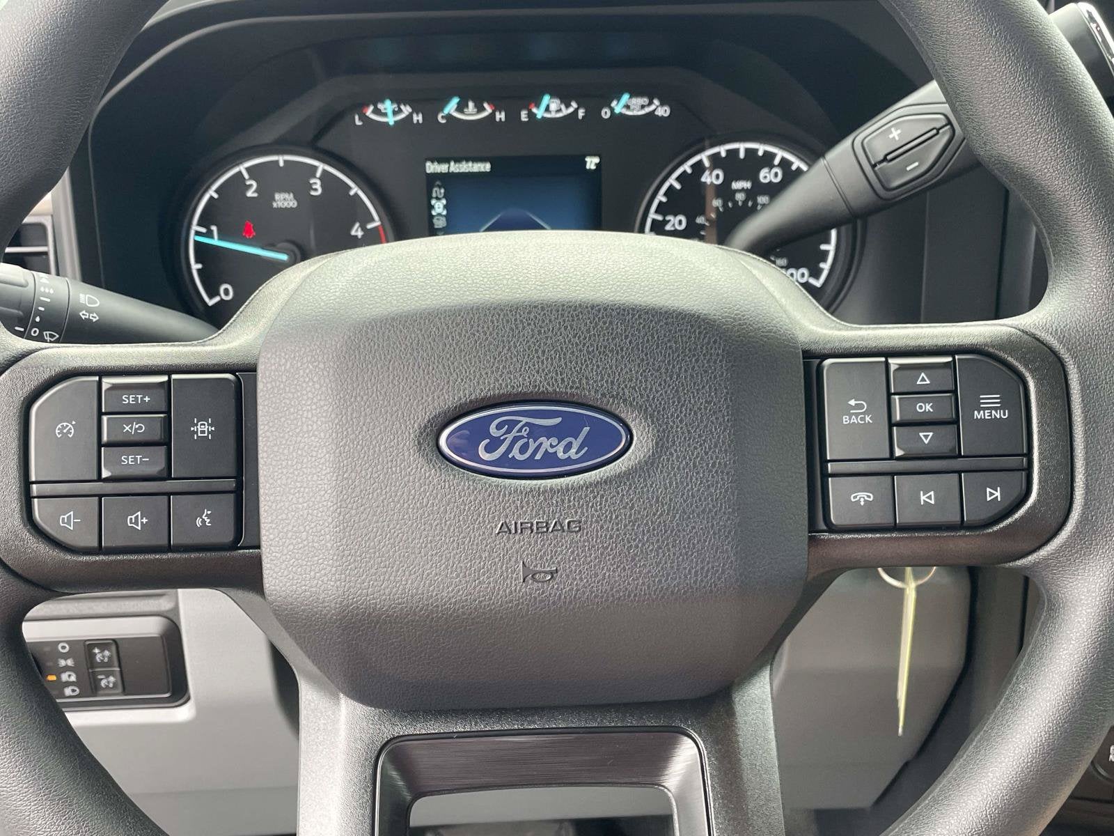 2027 Ford Super Duty F-450 DRW F-450® XL