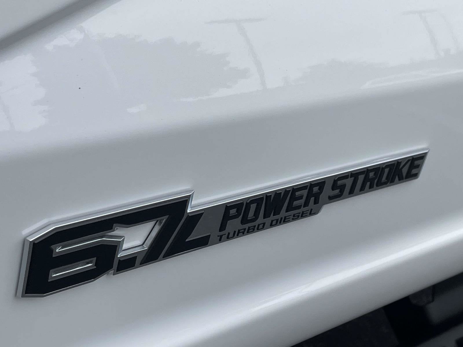 2027 Ford Super Duty F-450 DRW F-450® XL