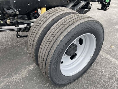2027 Ford Super Duty F-450 DRW F-450® XL