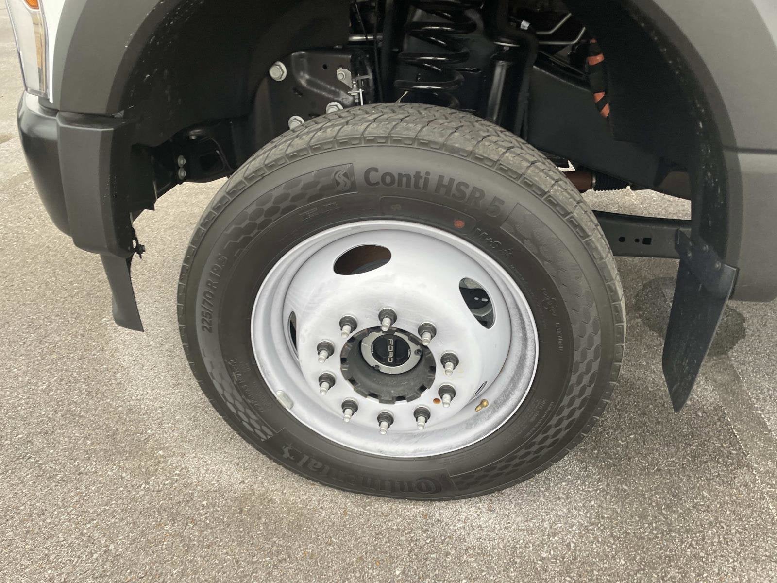 2025 Ford Super Duty F-550 DRW F-550® XL