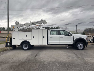 2025 Ford Super Duty F-550 DRW F-550® XL