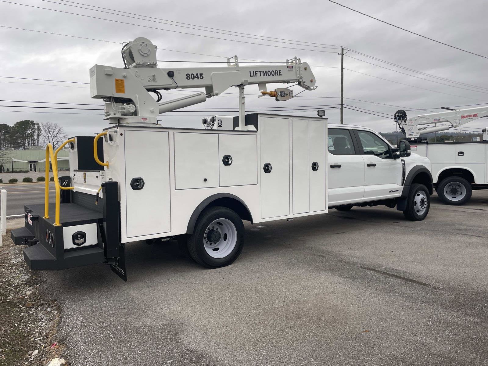 2025 Ford Super Duty F-550 DRW F-550® XL