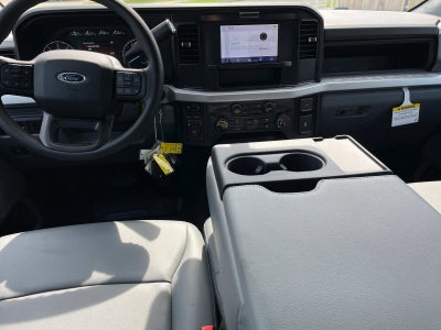 2025 Ford Super Duty F-350 DRW XL