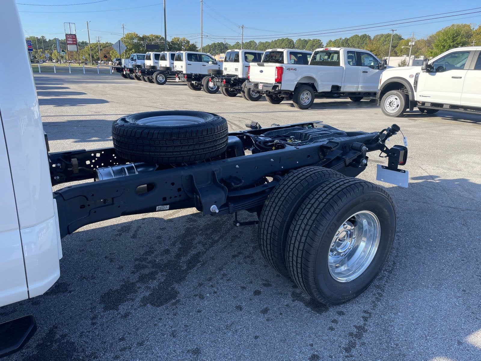 2026 Ford Super Duty F-350 DRW F-350® XL