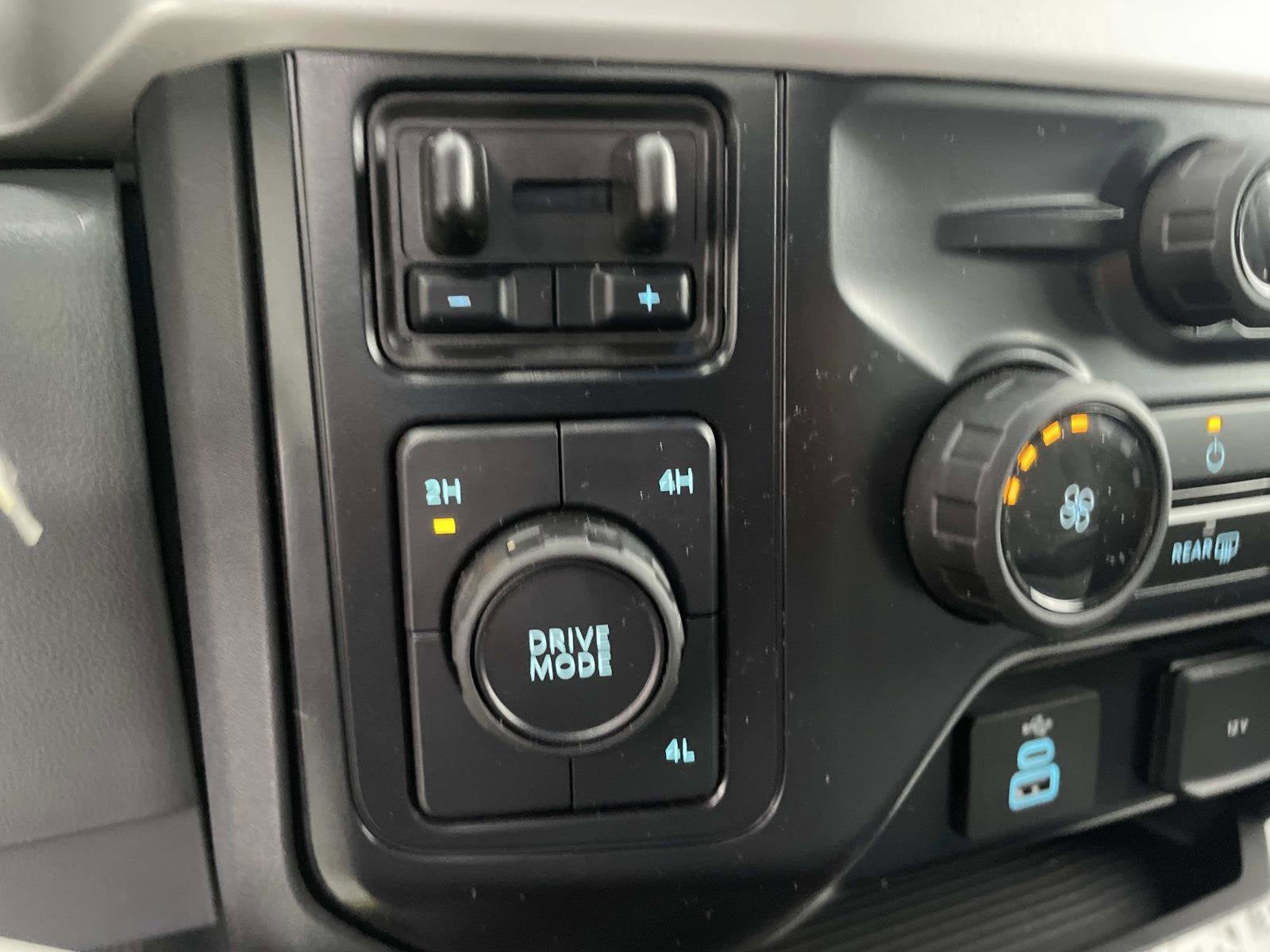 2026 Ford Super Duty F-550 DRW F-550® XL