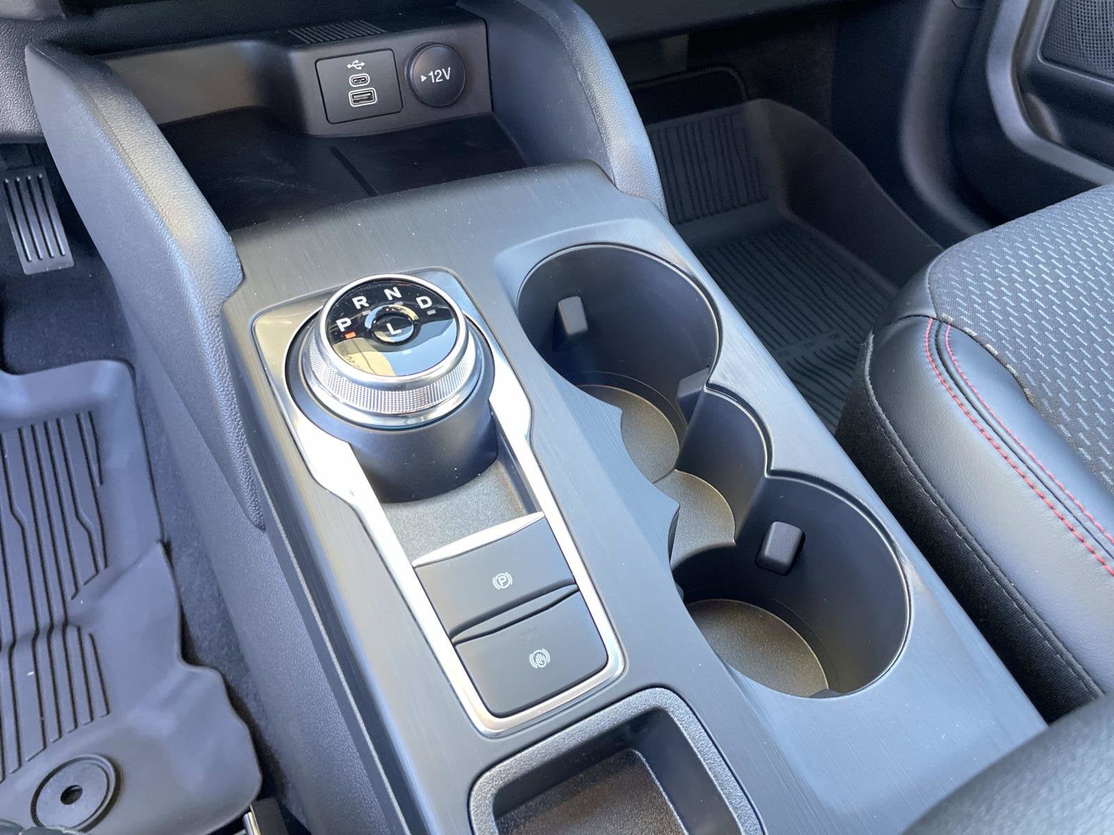 2026 Ford Escape ST-Line Select