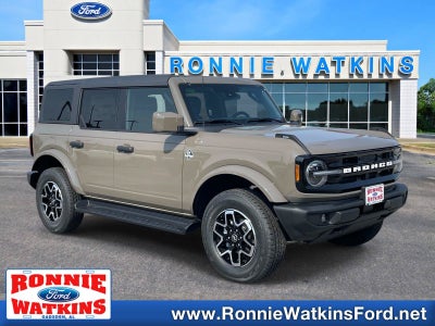 2026 Ford Bronco Outer Banks