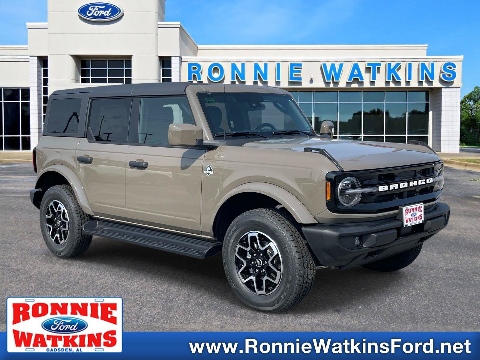 2026 Ford Bronco Outer Banks