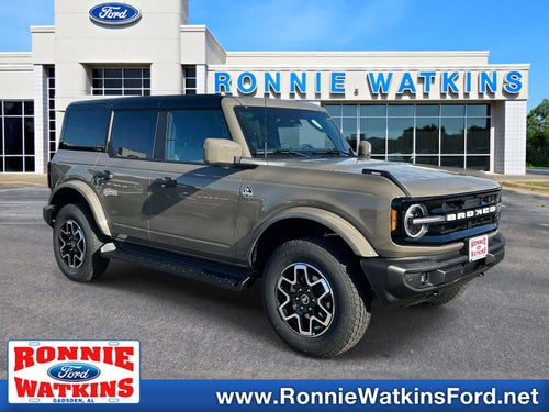 2026 Ford Bronco Outer Banks