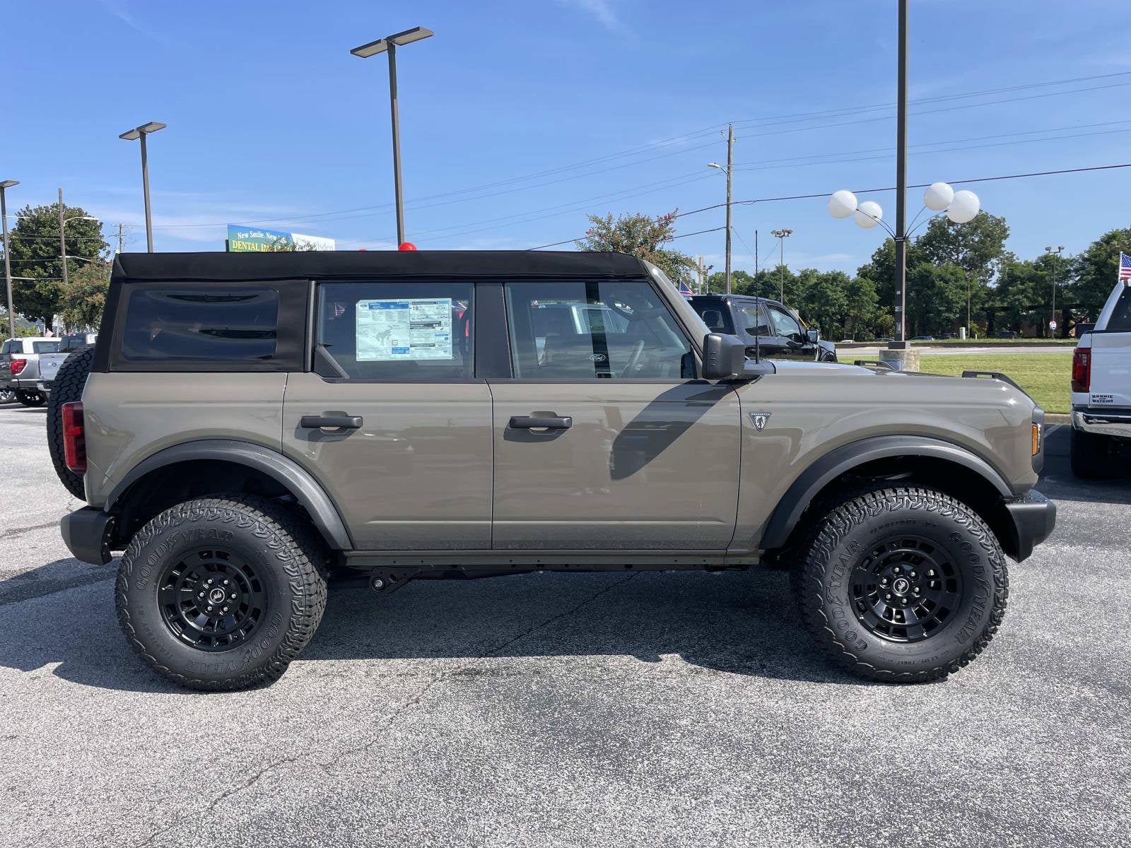 2026 Ford Bronco Base