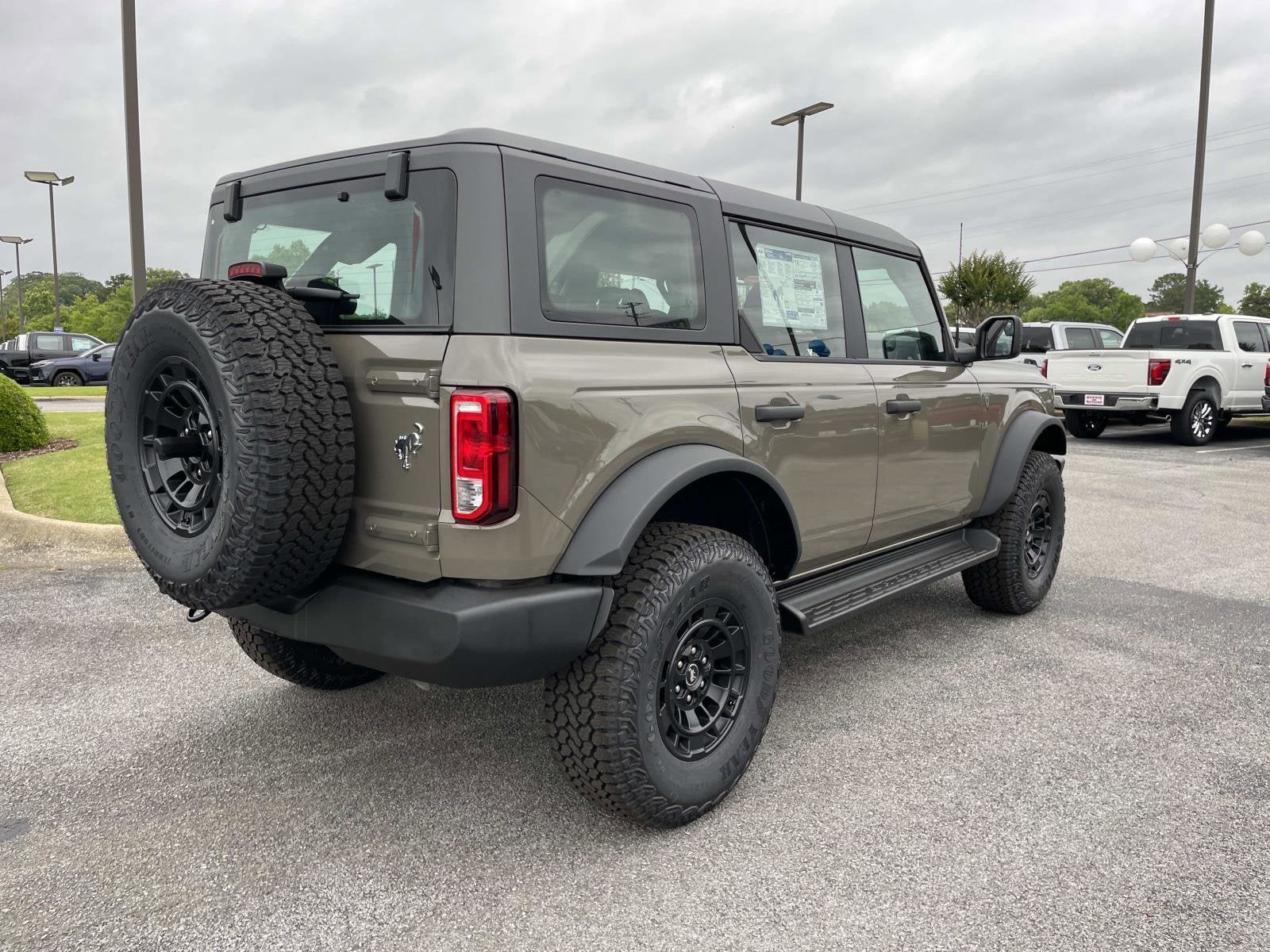 2026 Ford Bronco Base