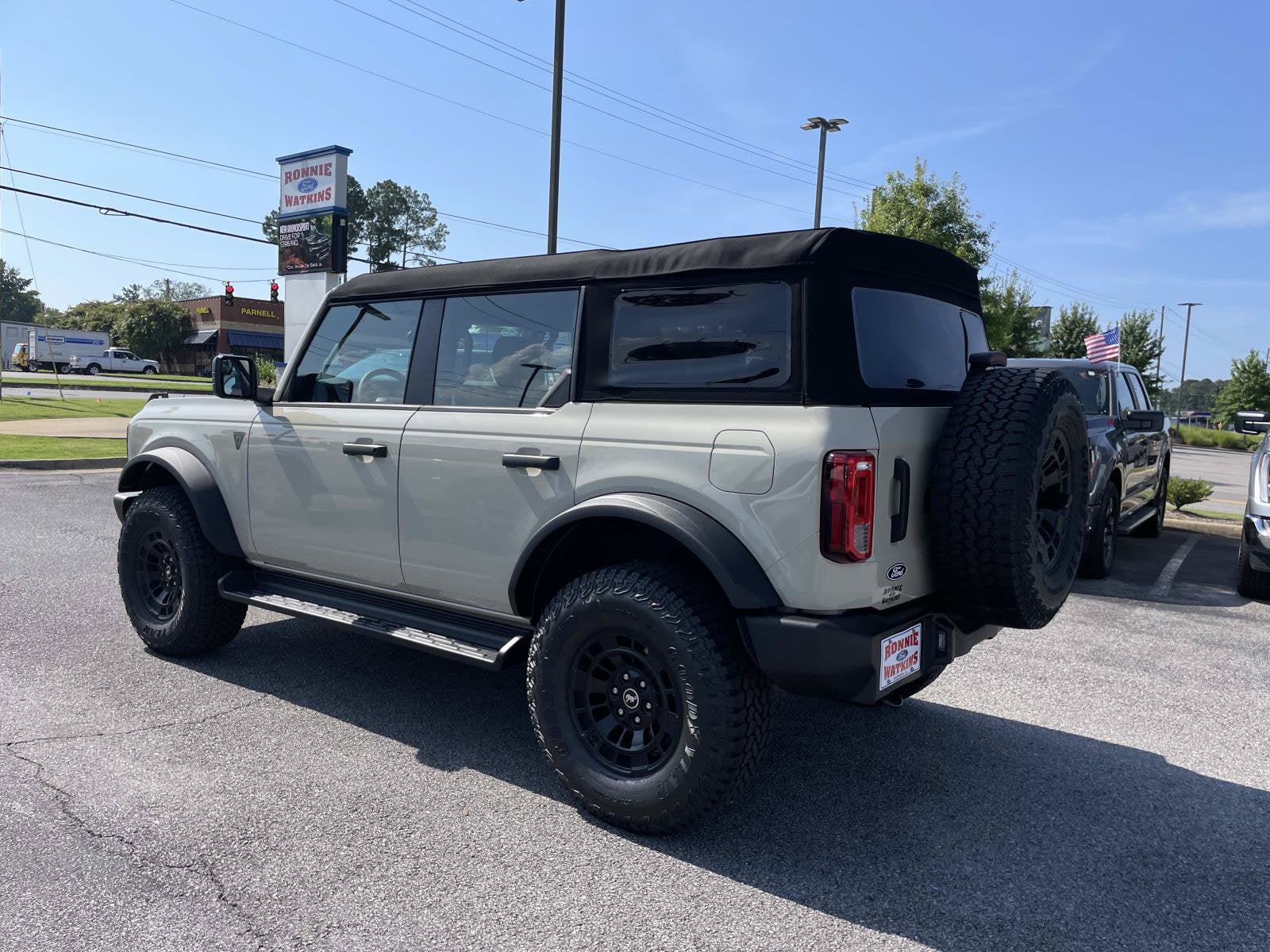 2026 Ford Bronco Base