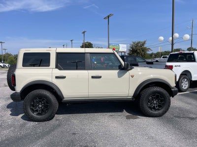 2026 Ford Bronco Badlands