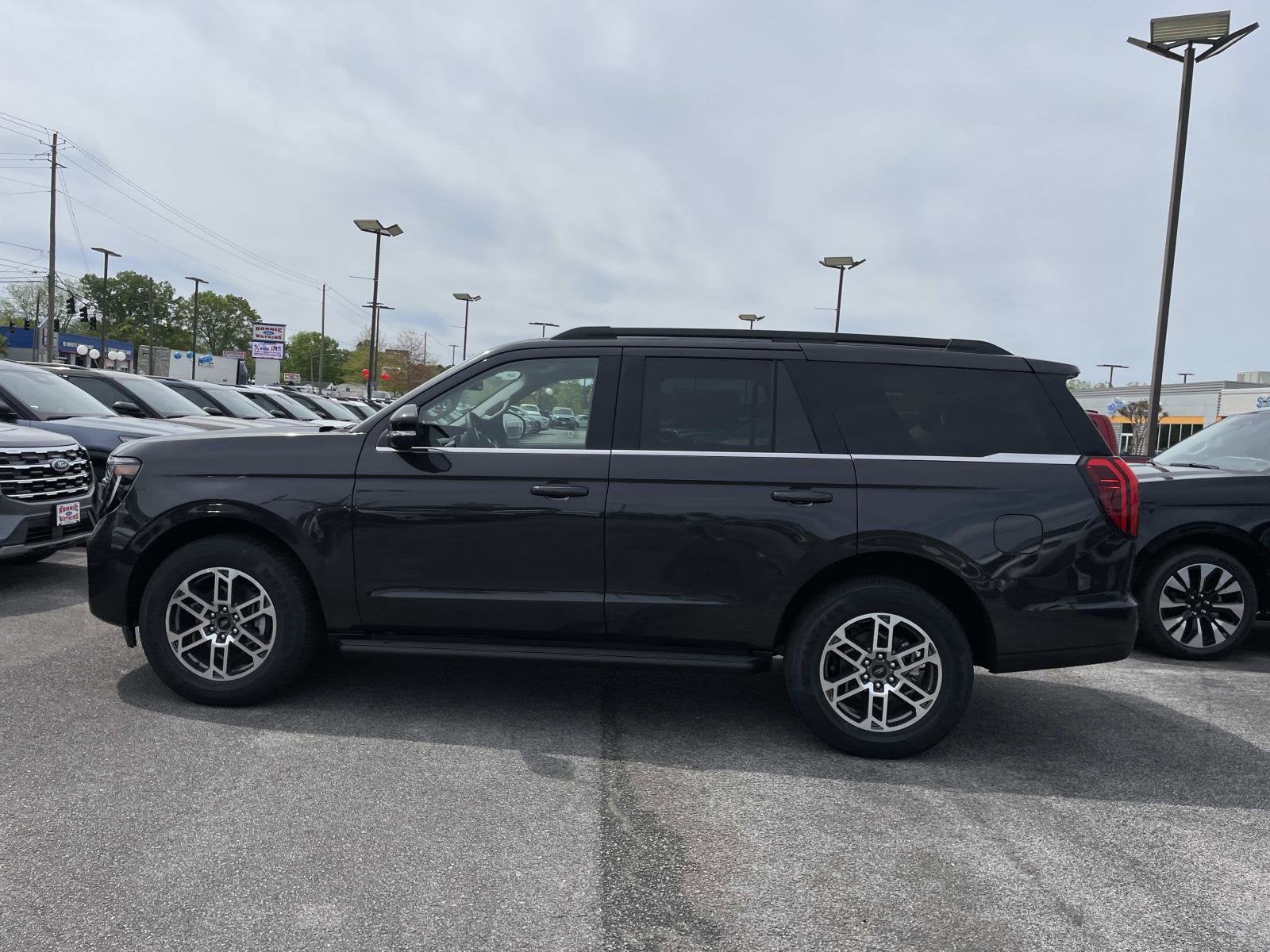 2026 Ford Expedition Active