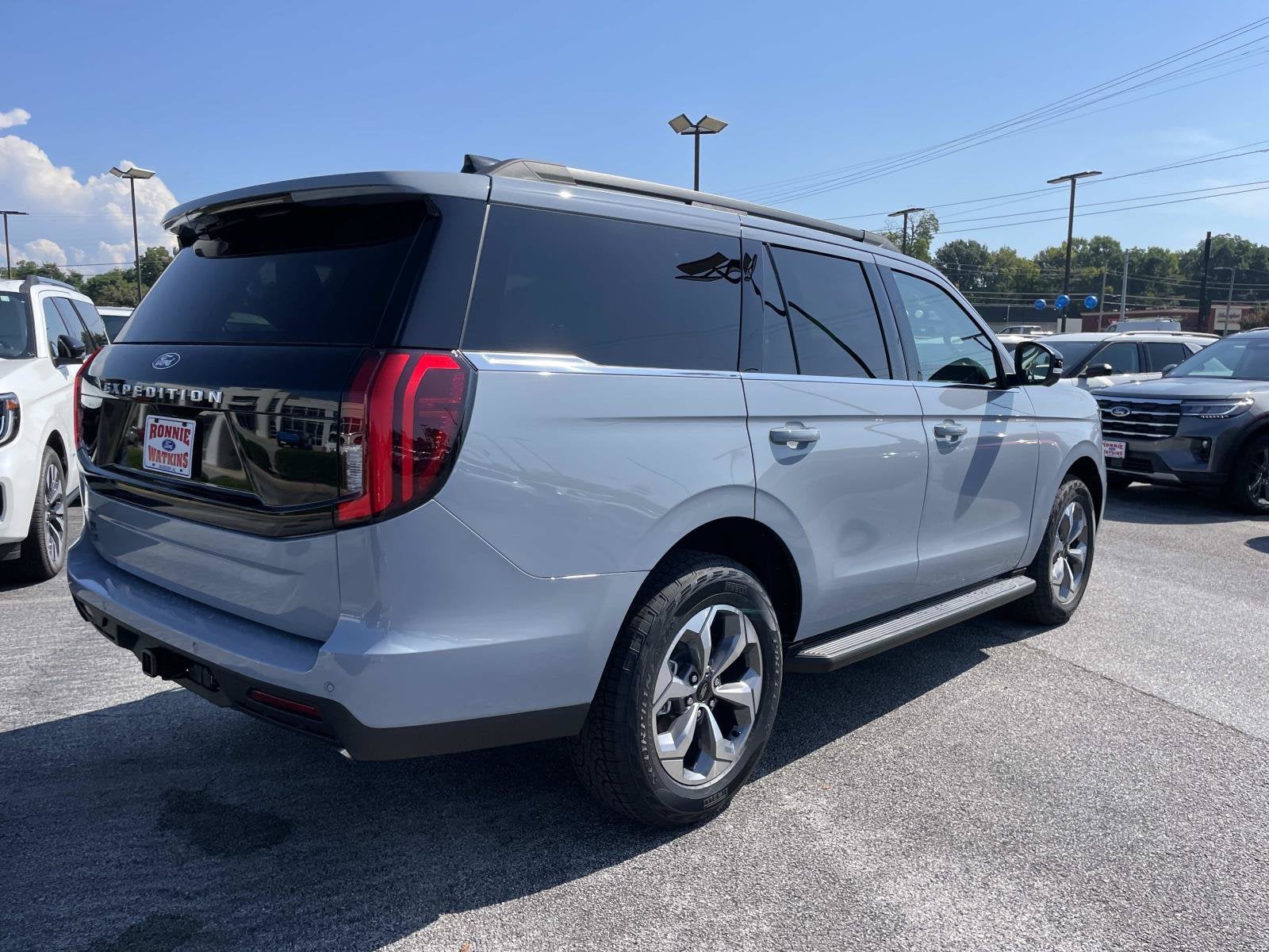 2027 Ford Expedition Active