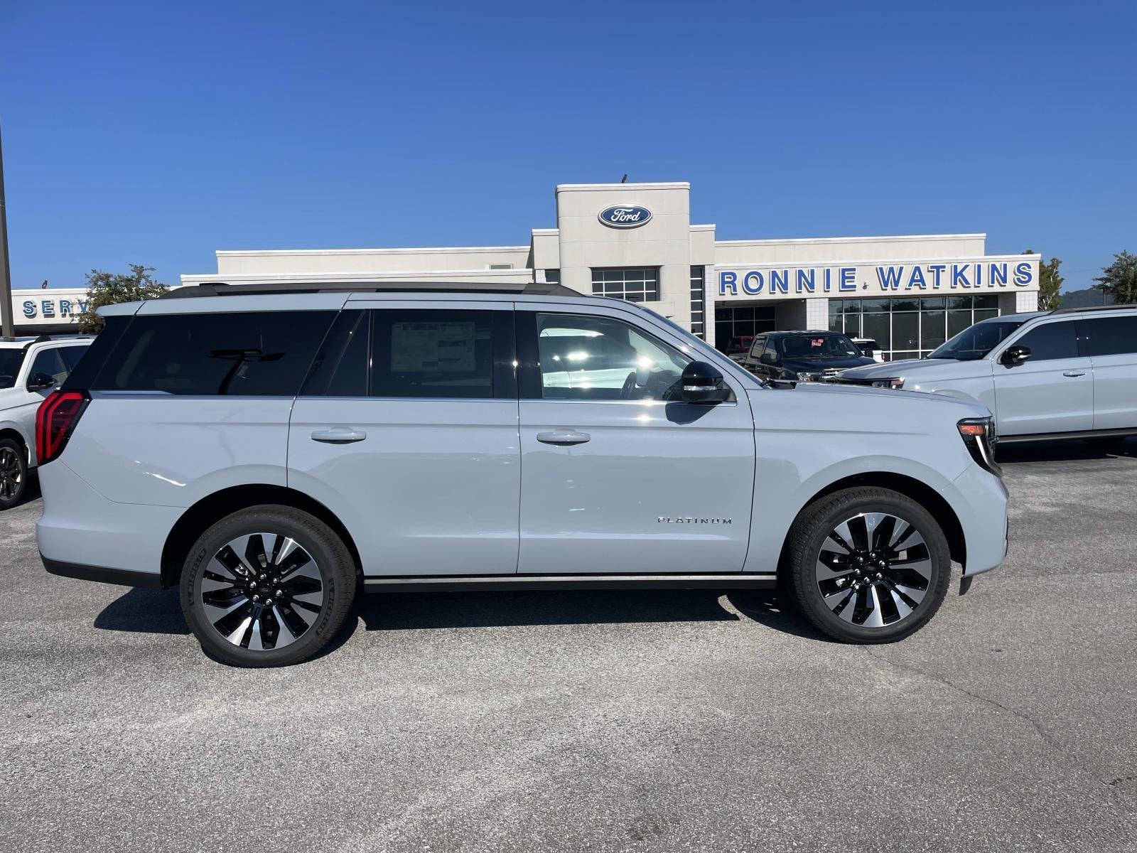 2027 Ford Expedition Platinum