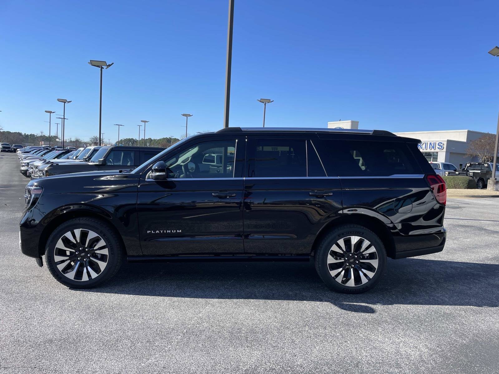2025 Ford Expedition Platinum