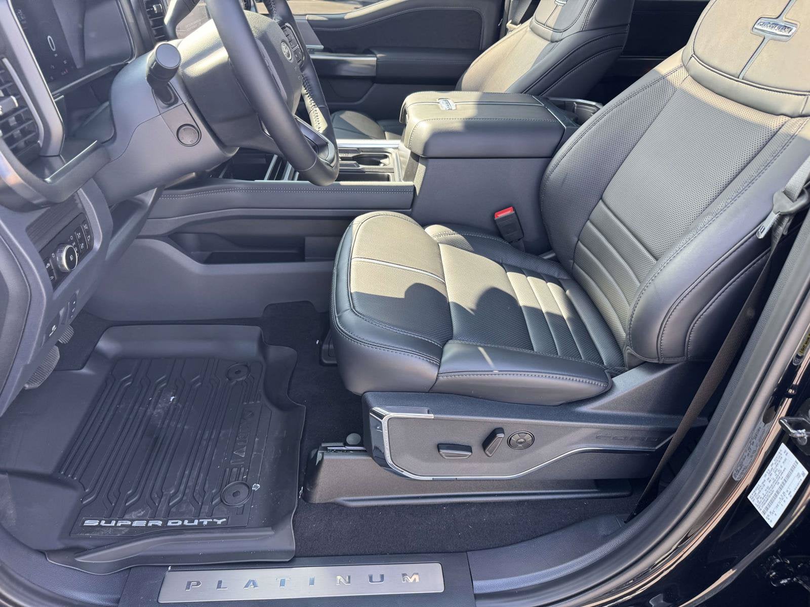 2026 Ford Super Duty F-250 SRW F-250® Platinum®