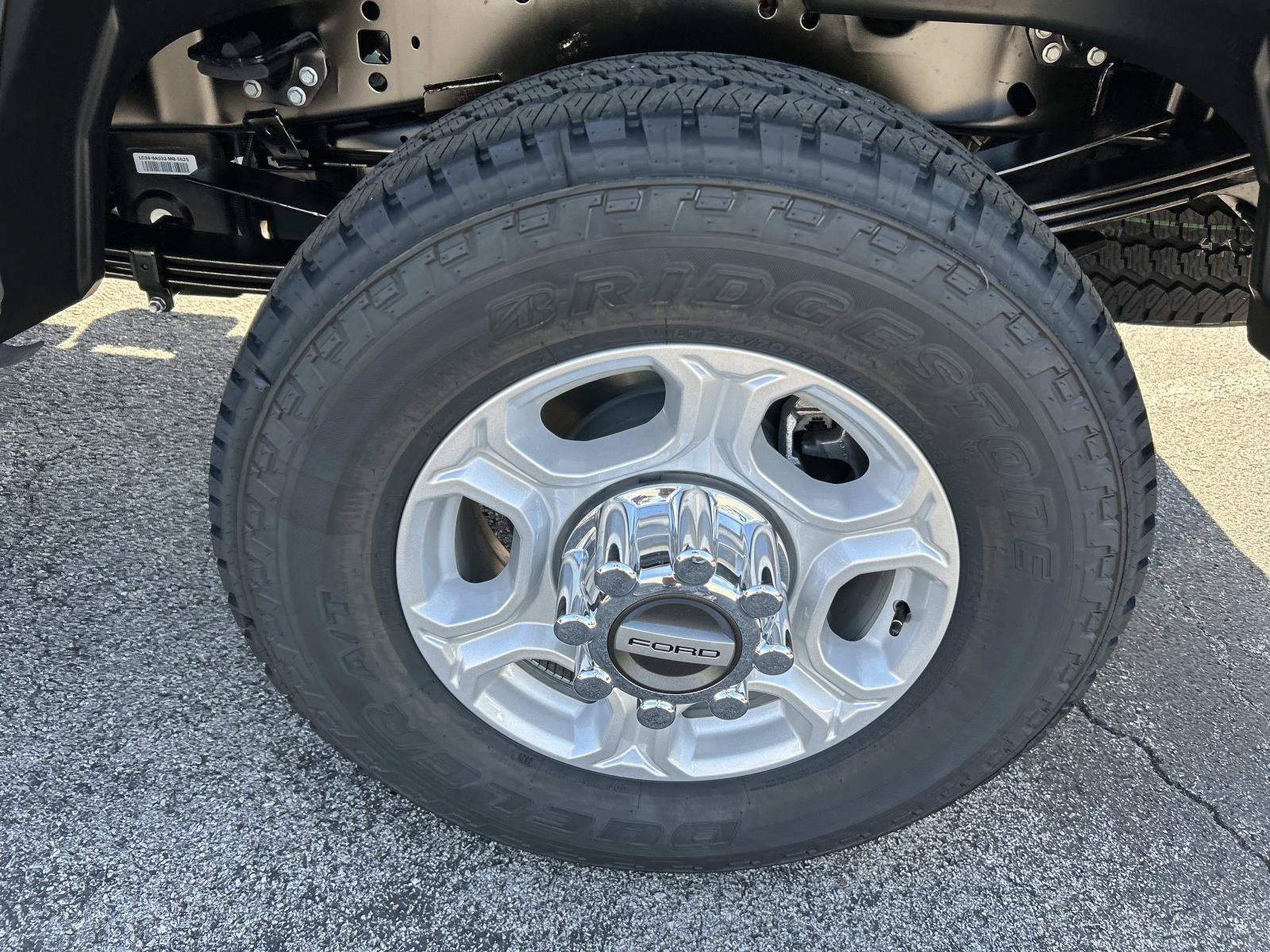 2027 Ford Super Duty F-250 SRW F-250® XLT