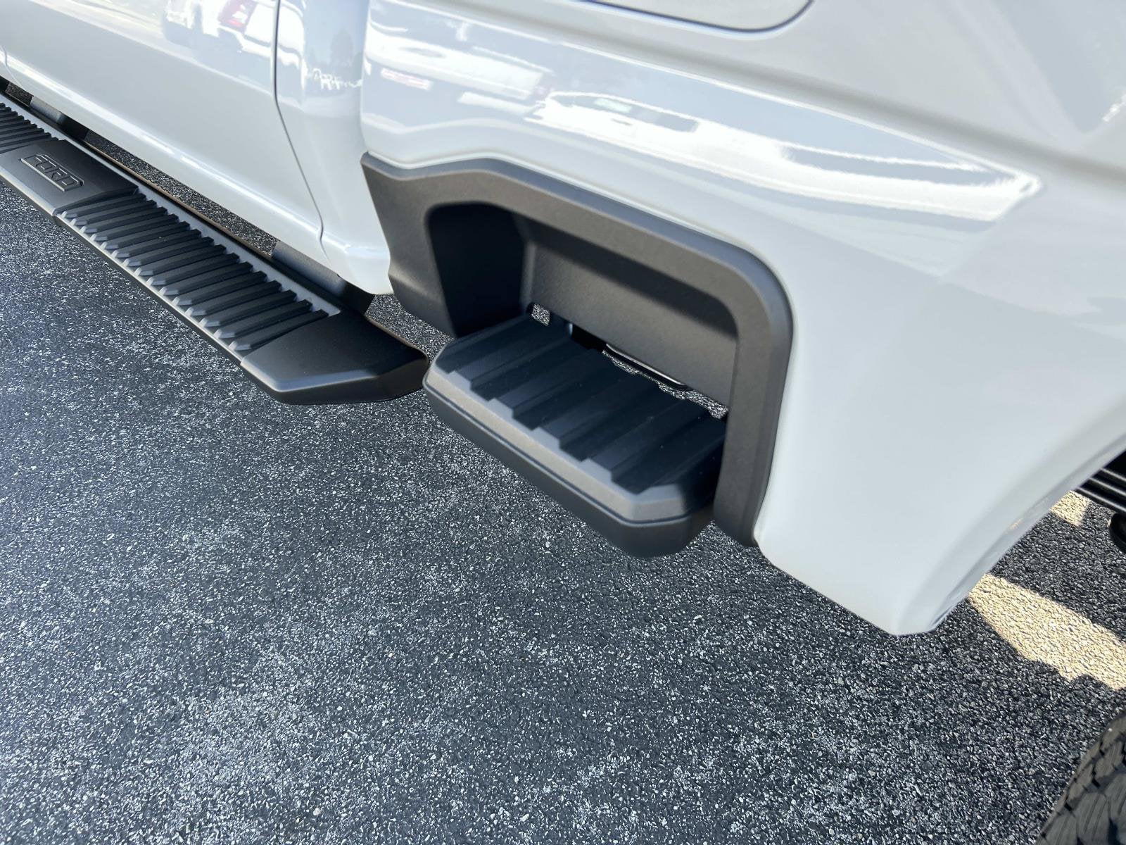 2027 Ford Super Duty F-250 SRW F-250® XLT
