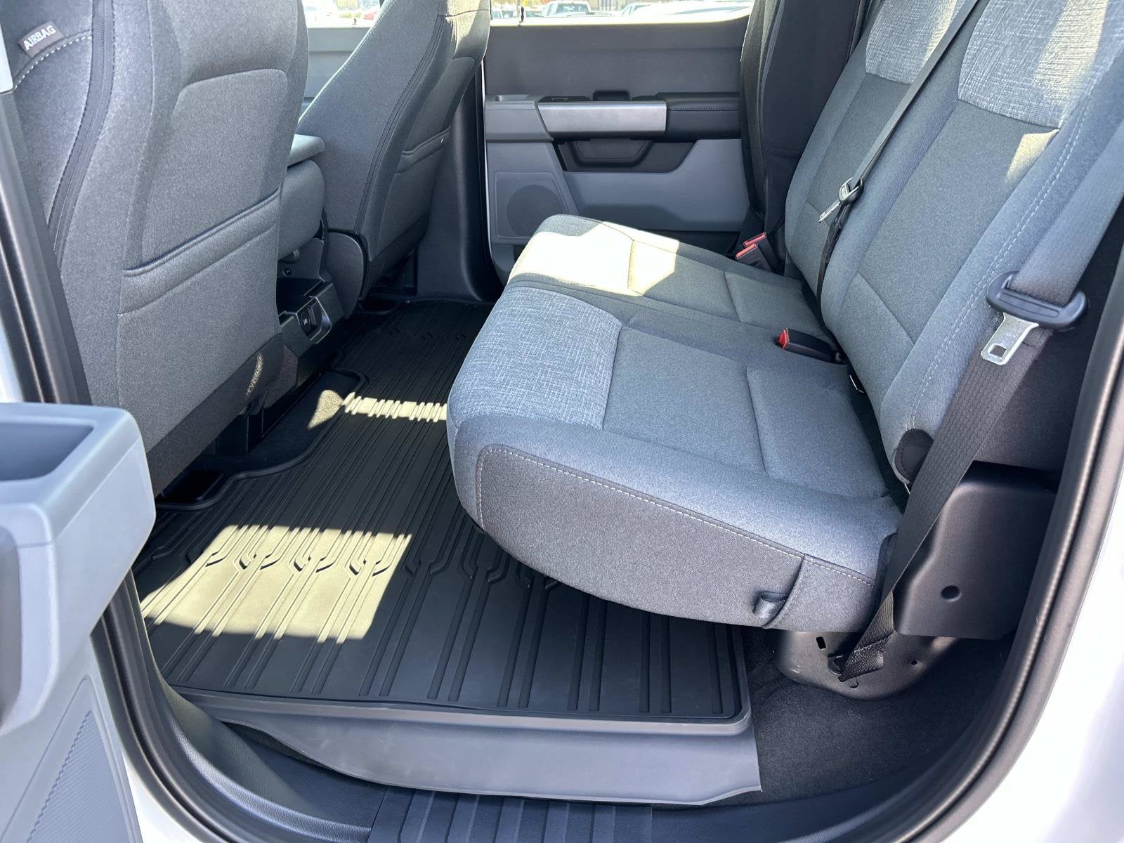 2027 Ford Super Duty F-250 SRW F-250® XLT