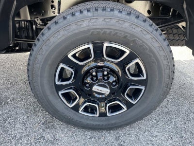 2027 Ford Super Duty F-250 SRW F-250® Platinum®