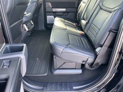 2027 Ford Super Duty F-250 SRW F-250® Platinum®