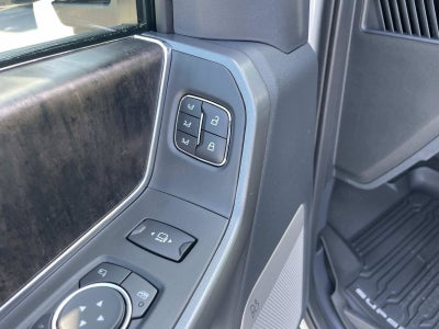 2027 Ford Super Duty F-250 SRW F-250® Lariat®