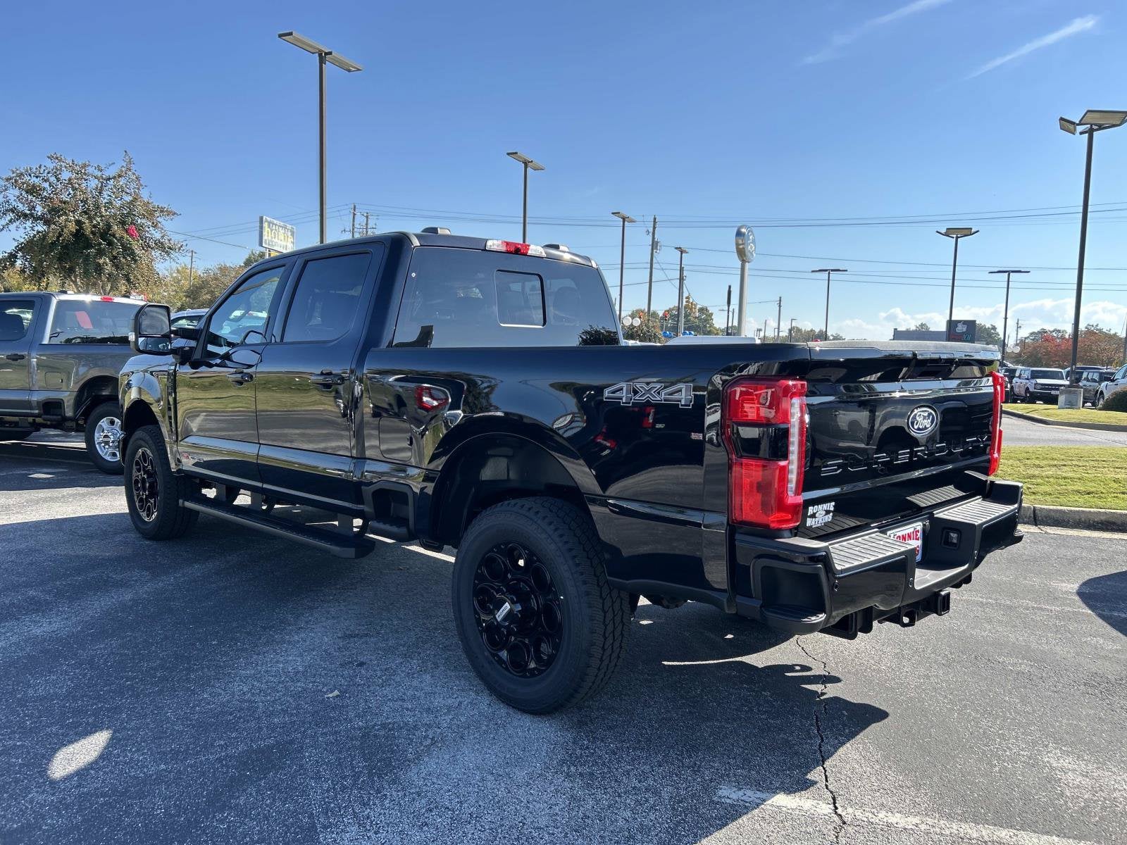 2027 Ford Super Duty F-250 SRW F-250® XLT