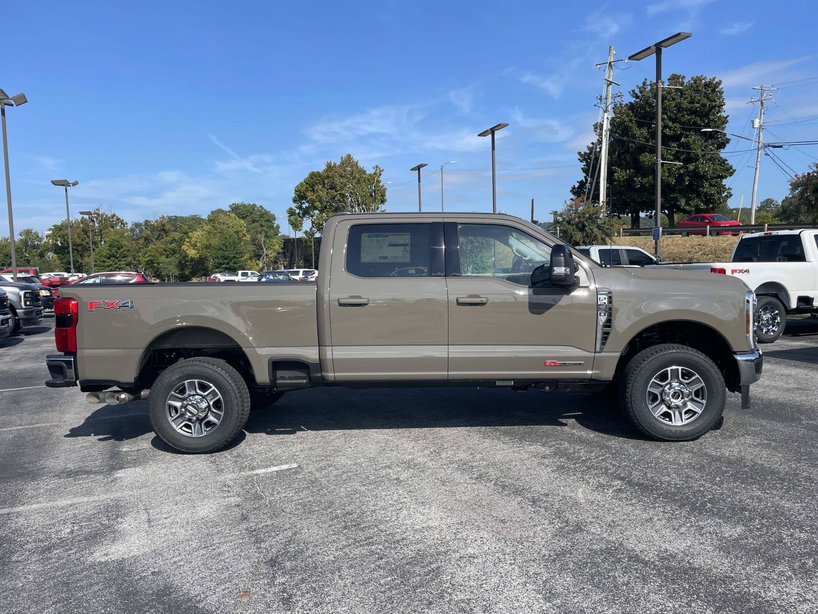 2027 Ford Super Duty F-250 SRW LARIAT