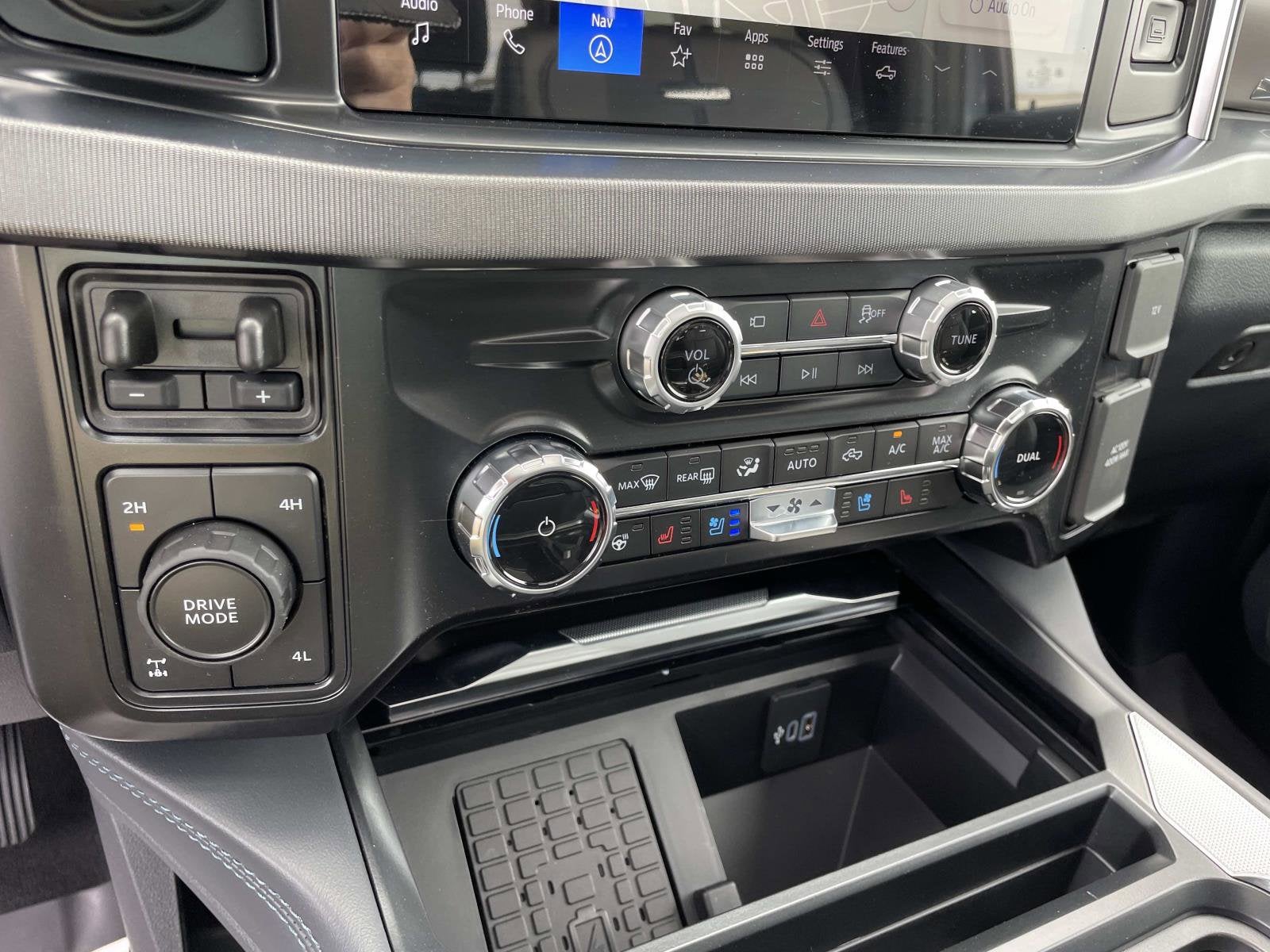 2026 Ford Super Duty F-250 SRW F-250® Platinum®