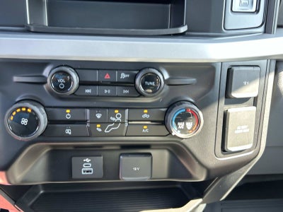 2027 Ford Super Duty F-250 SRW F-250® XLT