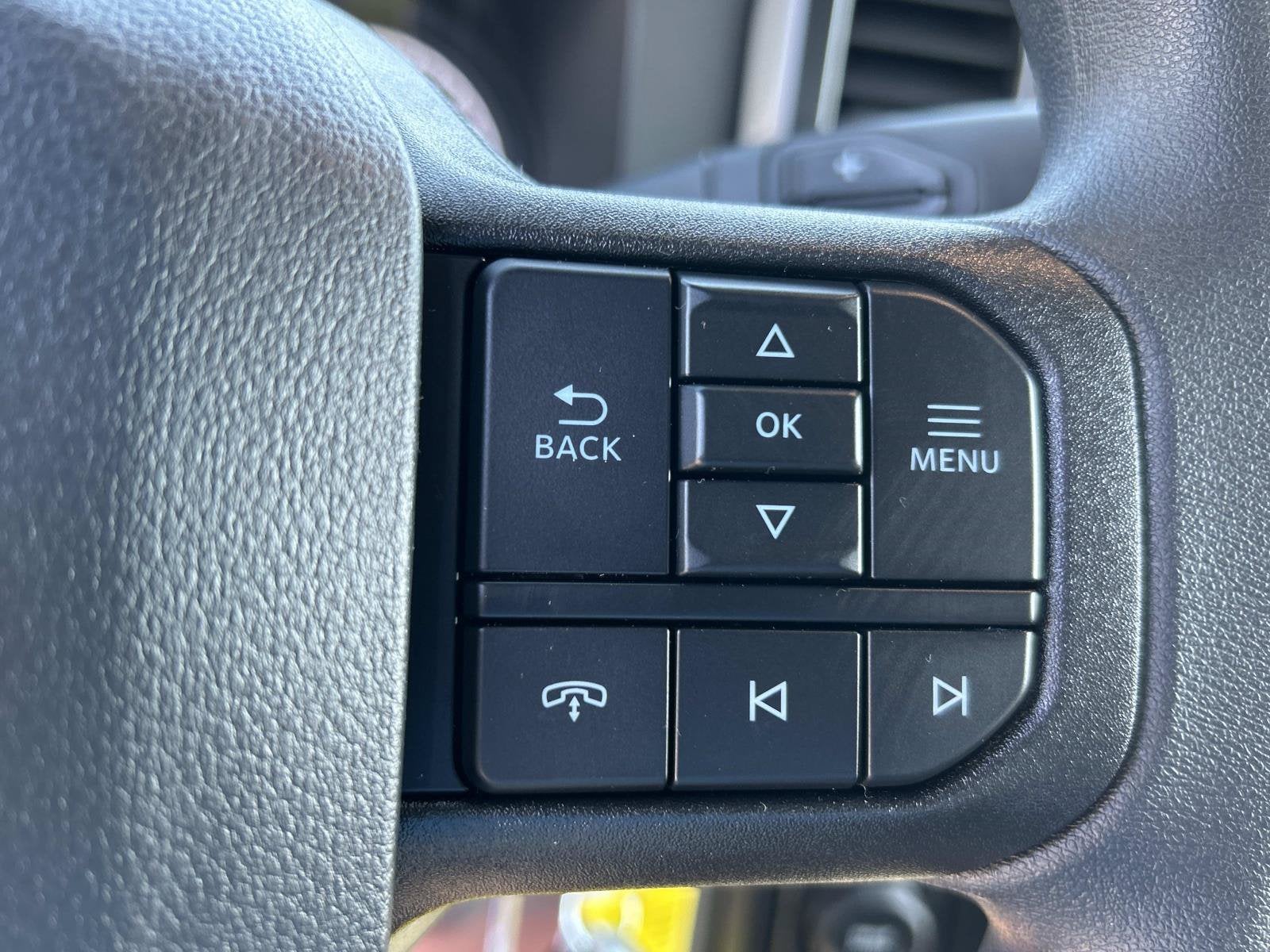 2027 Ford Super Duty F-250 SRW F-250® XLT