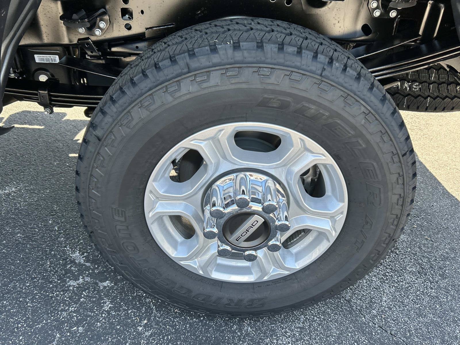 2027 Ford Super Duty F-250 SRW F-250® XLT