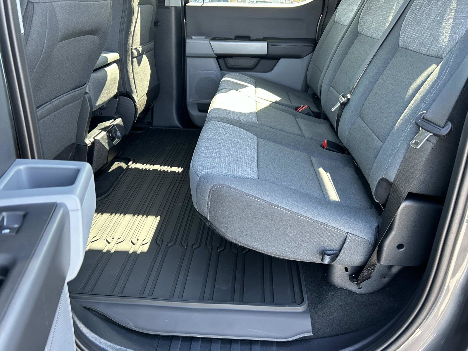 2027 Ford Super Duty F-250 SRW F-250® XLT