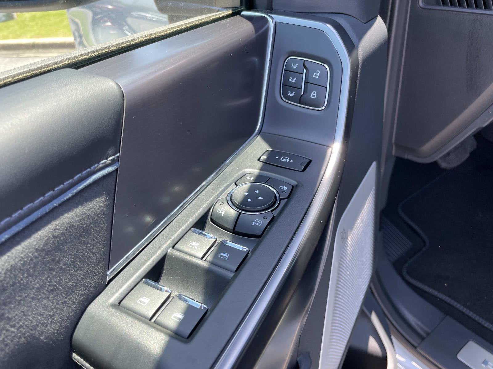 2026 Ford Super Duty F-250 SRW F-250® Platinum®