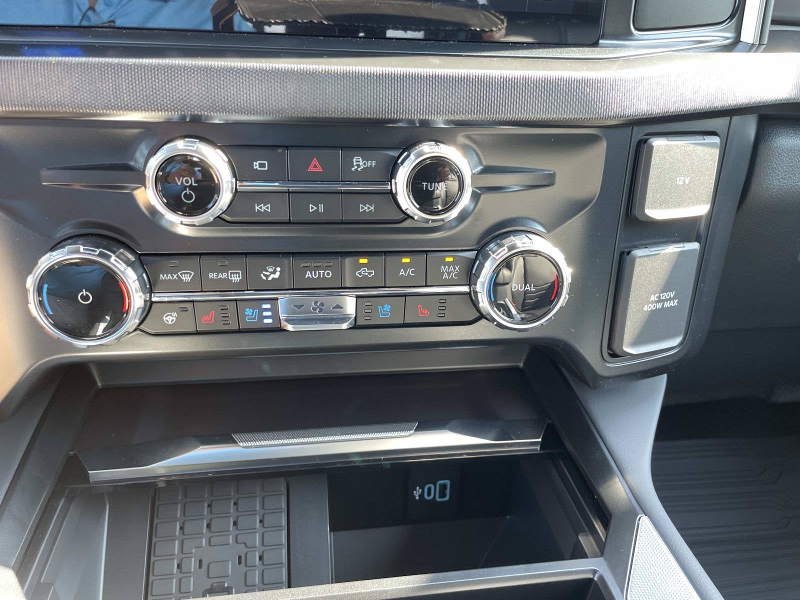2026 Ford Super Duty F-250 SRW F-250® Platinum®
