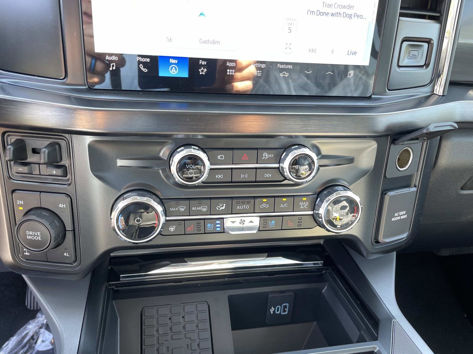 2026 Ford Super Duty F-250 SRW F-250® Lariat®