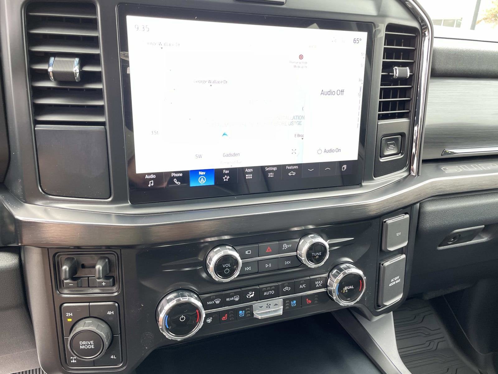 2026 Ford Super Duty F-350 SRW F-350® Lariat®