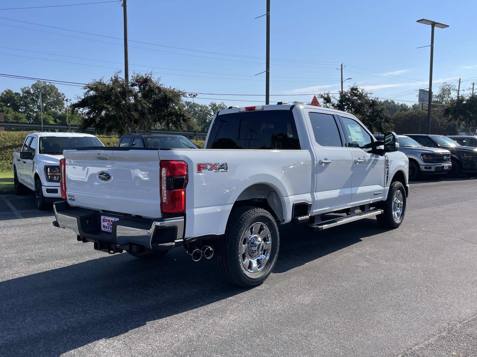 2026 Ford Super Duty F-350 SRW F-350® Lariat®