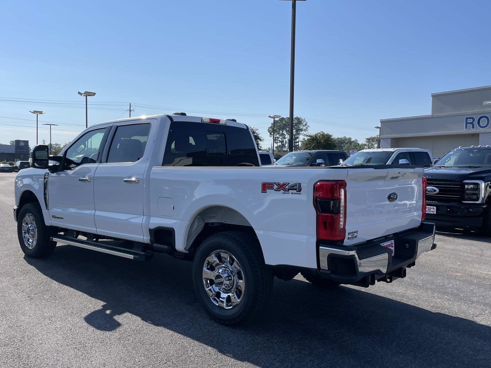 2026 Ford Super Duty F-350 SRW F-350® Lariat®