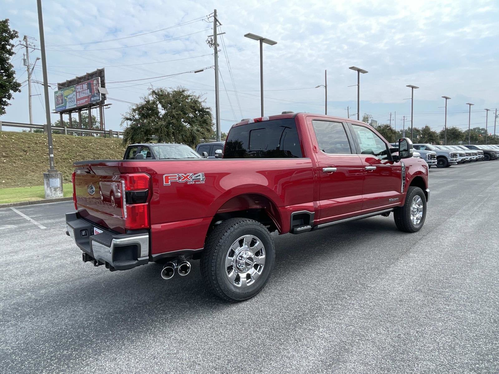 2026 Ford Super Duty F-350 SRW F-350® Lariat®