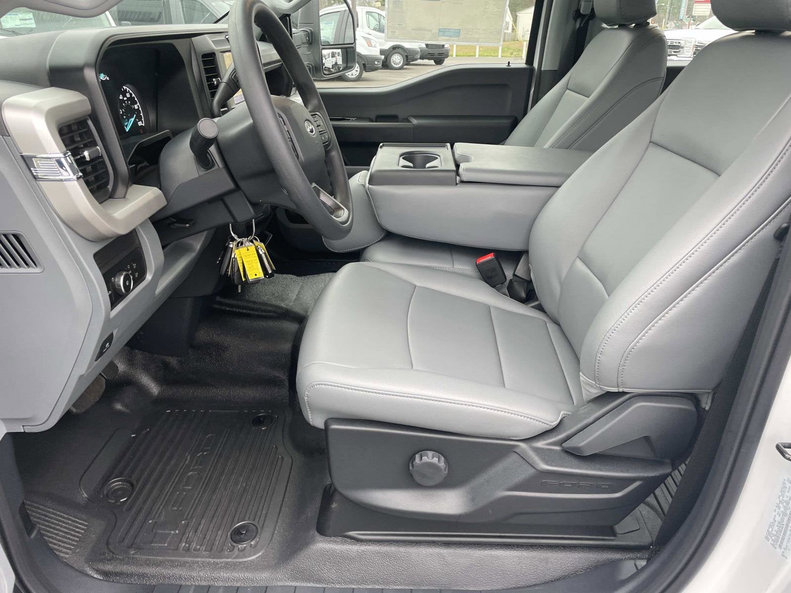 2026 Ford Super Duty F-350 DRW F-350® XL