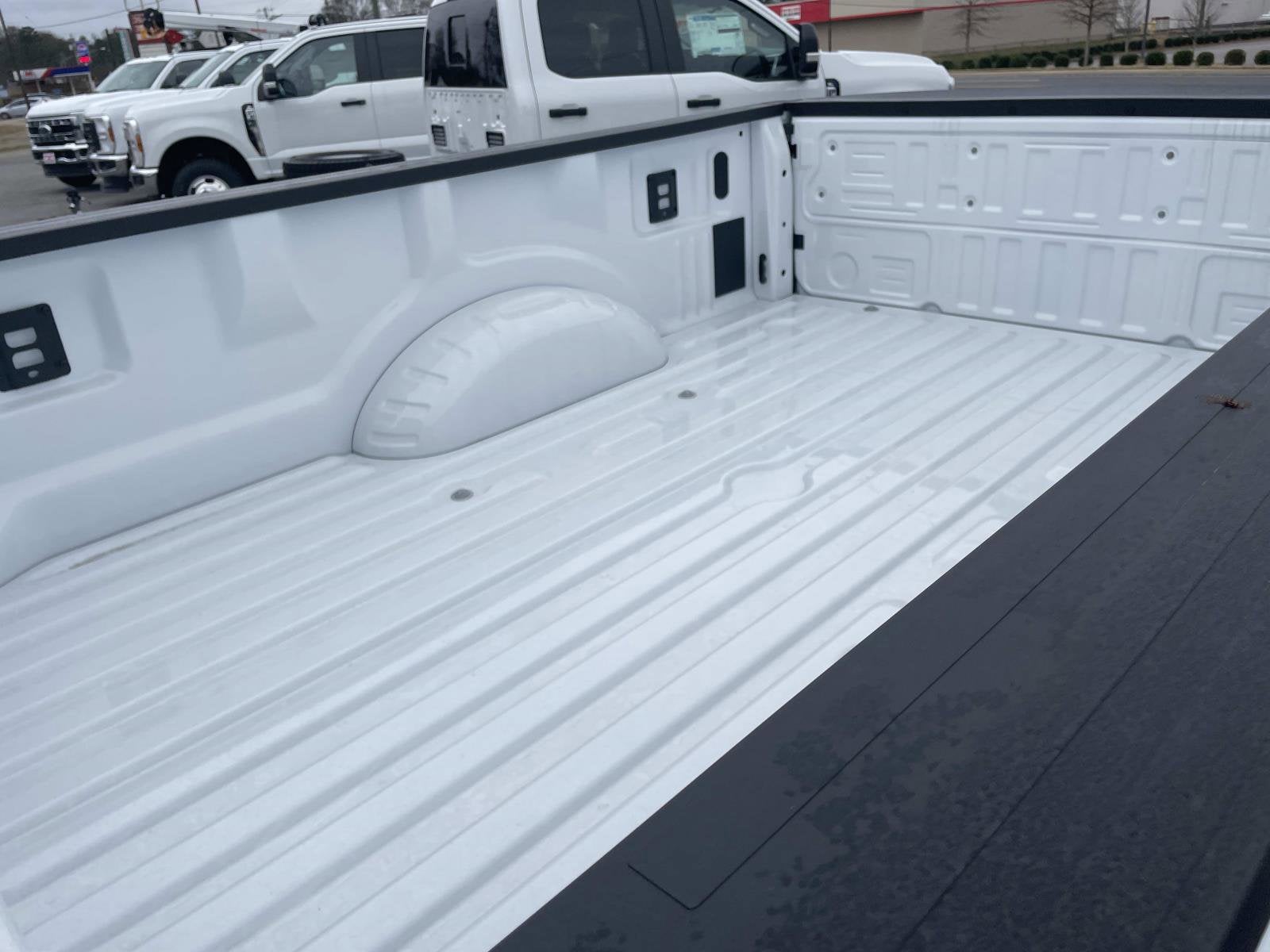 2026 Ford Super Duty F-350 DRW F-350® XL