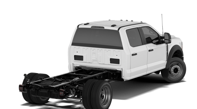 2027 Ford Chassis Cab F-450® XLT