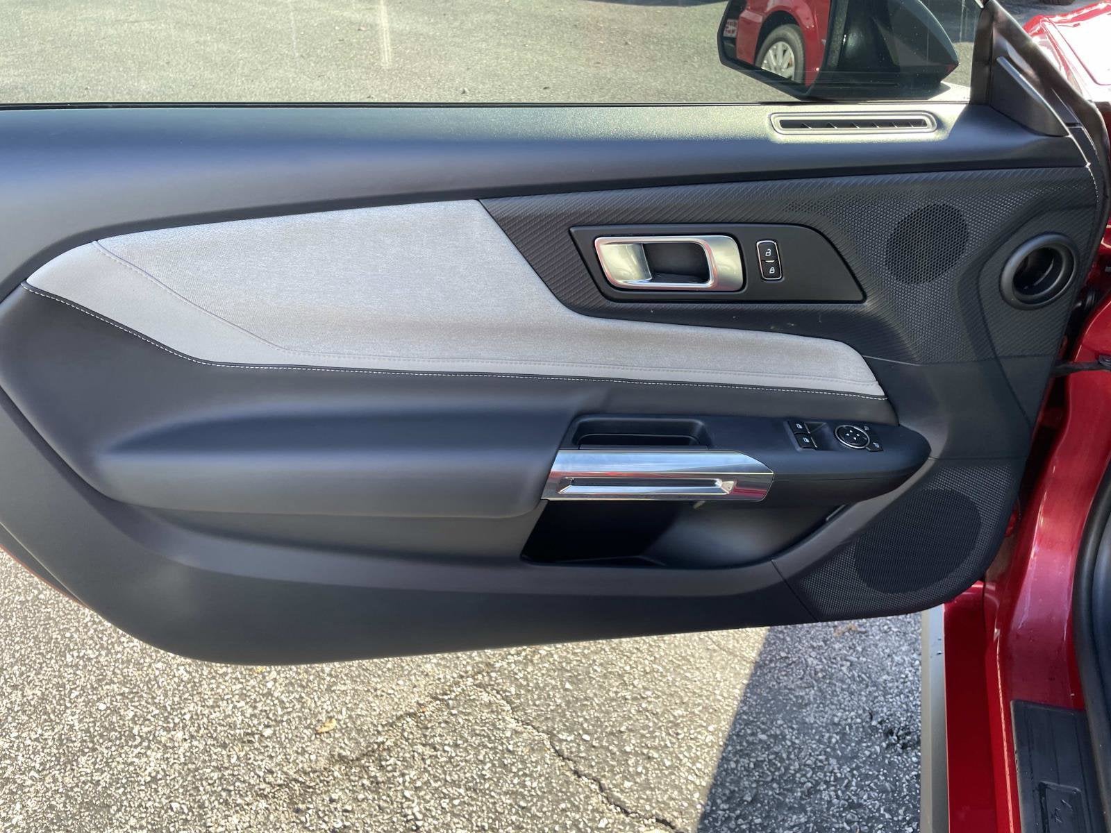 2024 Ford Mustang COUPE