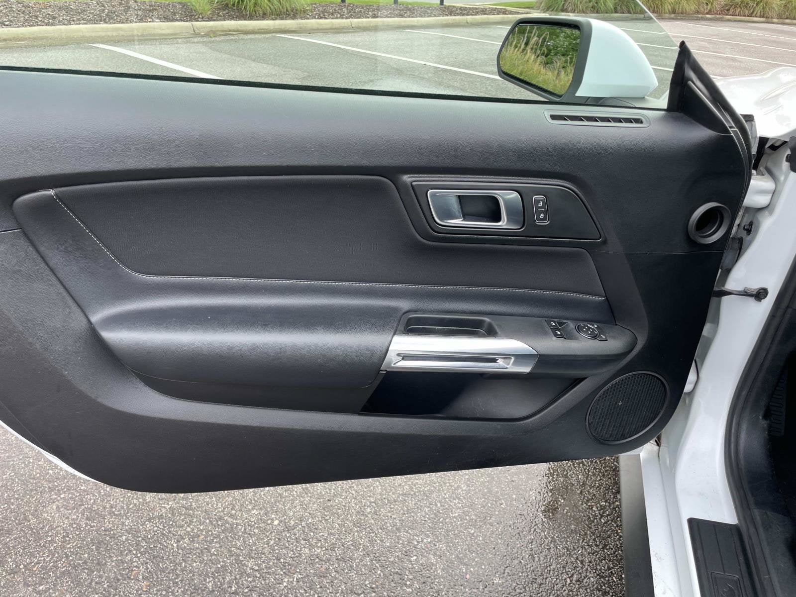 2021 Ford Mustang COUPE
